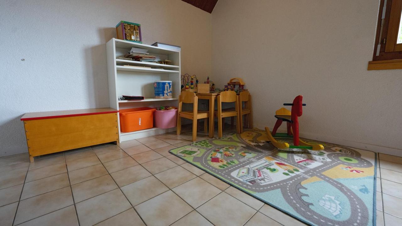 Delemont Youth Hostel Εξωτερικό φωτογραφία