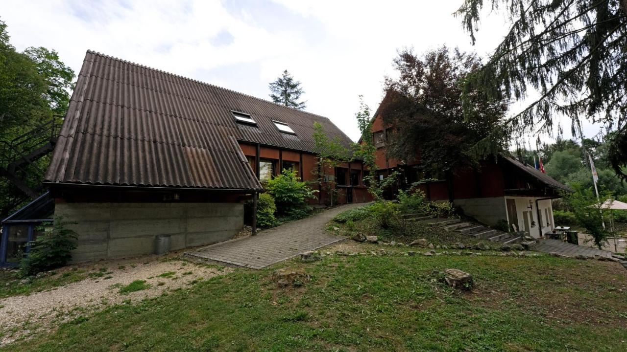 Delemont Youth Hostel Εξωτερικό φωτογραφία