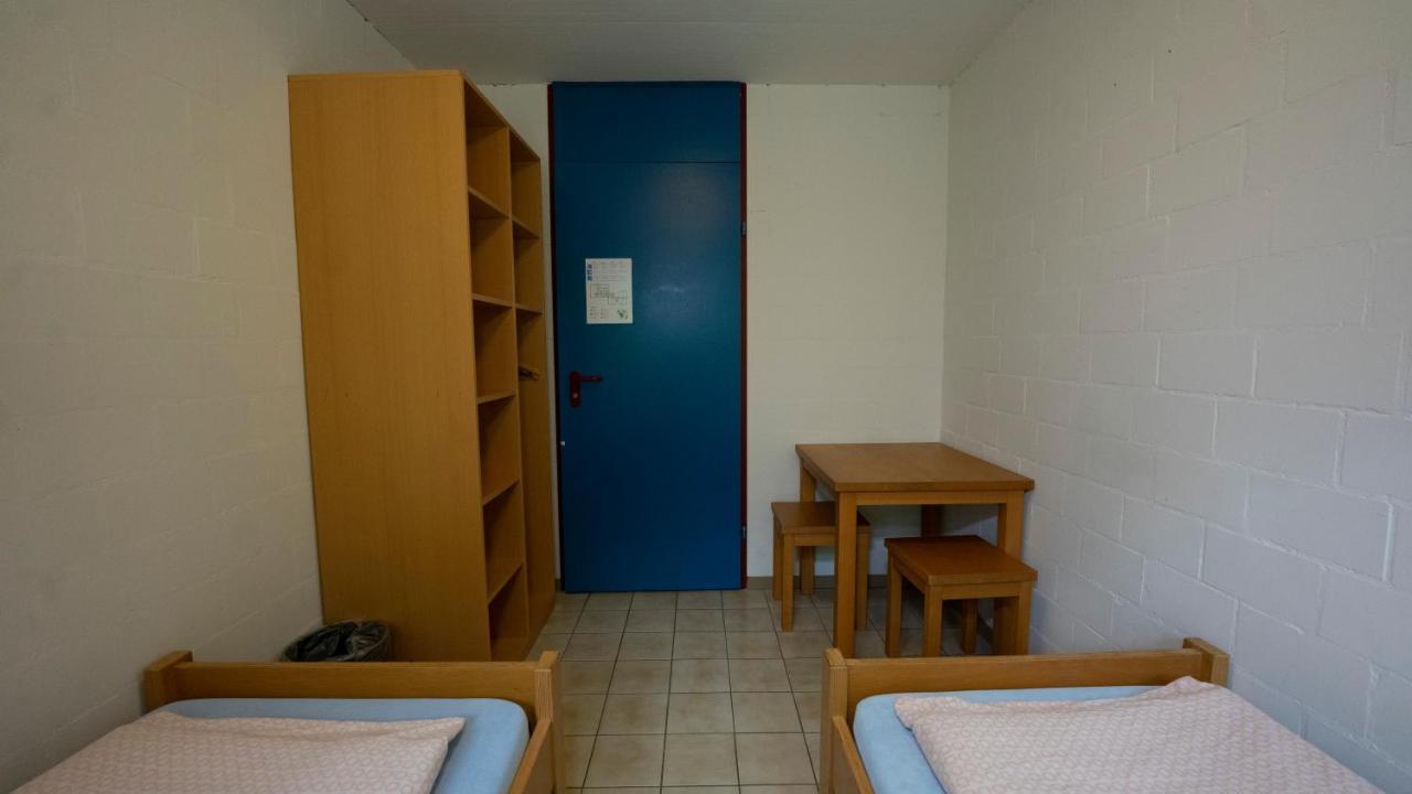 Delemont Youth Hostel Εξωτερικό φωτογραφία