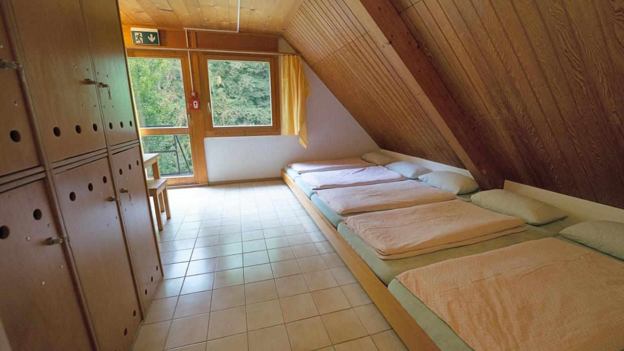 Delemont Youth Hostel Εξωτερικό φωτογραφία