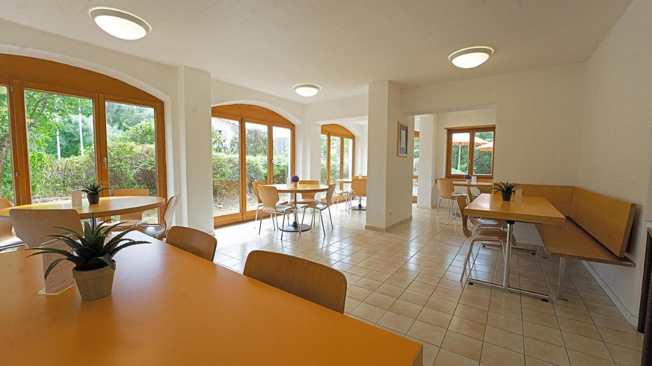 Delemont Youth Hostel Εξωτερικό φωτογραφία