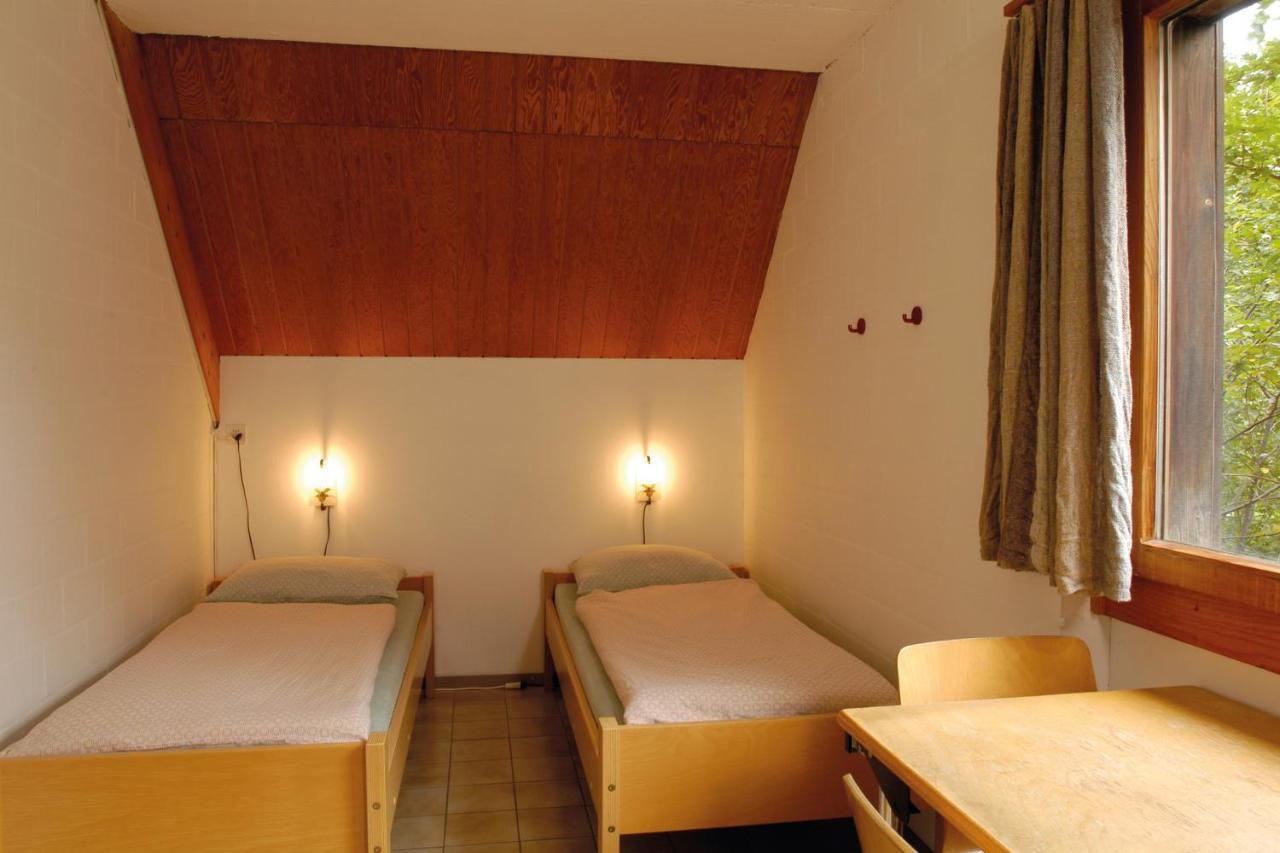 Delemont Youth Hostel Εξωτερικό φωτογραφία
